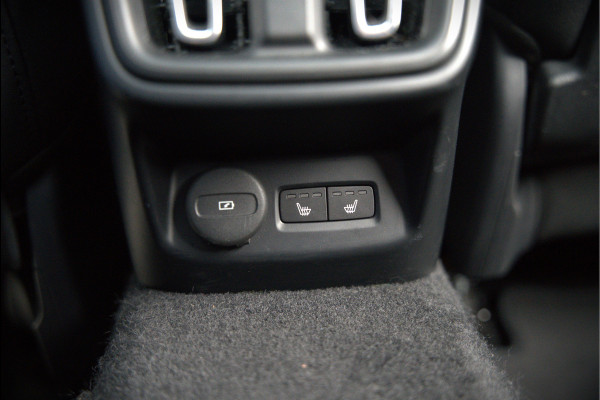 Polestar 2 Long Range Dual Motor Launch Edition 78kWh | Panoramadak | Stoelverwarming | Stuurverwarming | Harman Kardon | Memory Seat | 360 Camera | Keyless | Elektrische Trekhaak | Apple Carplay | BTW | LED |