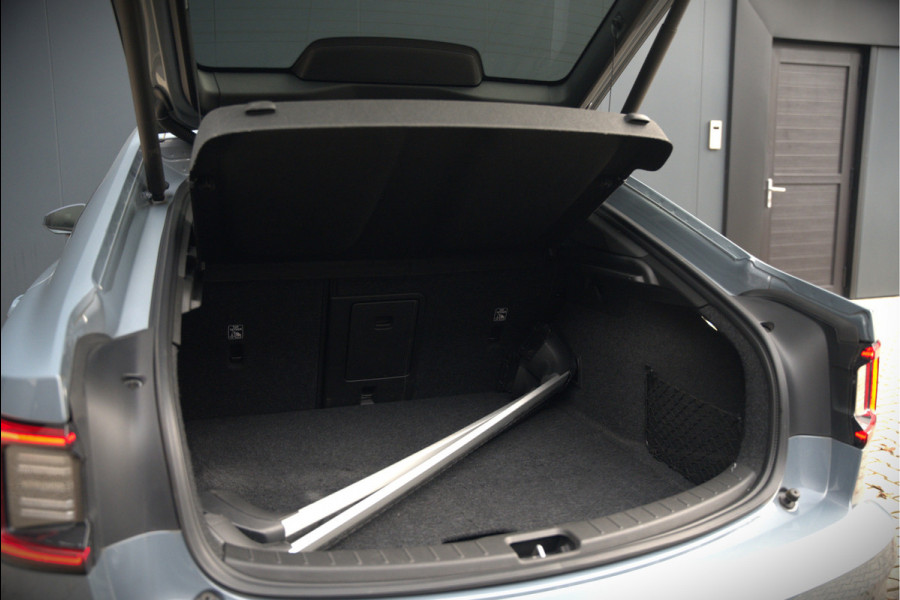 Polestar 2 Long Range Dual Motor Launch Edition 78kWh | Panoramadak | Stoelverwarming | Stuurverwarming | Harman Kardon | Memory Seat | 360 Camera | Keyless | Elektrische Trekhaak | Apple Carplay | BTW | LED |