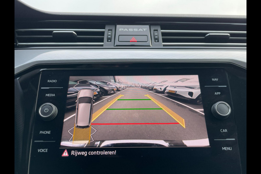 Volkswagen Passat Variant 1.4 TSI PHEV GTE Business|ACC|CARPLAY|CAMERA|CLIMATE+CRUISE|STOELVERW|ELEK.INTERIEUR|NAVIGA|LANE-ASSIST|