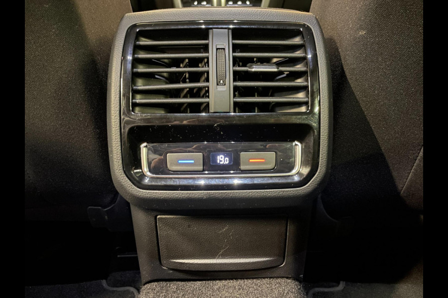 Volkswagen Passat Variant 1.4 TSI PHEV GTE Business|ACC|CARPLAY|CAMERA|CLIMATE+CRUISE|STOELVERW|ELEK.INTERIEUR|NAVIGA|LANE-ASSIST|