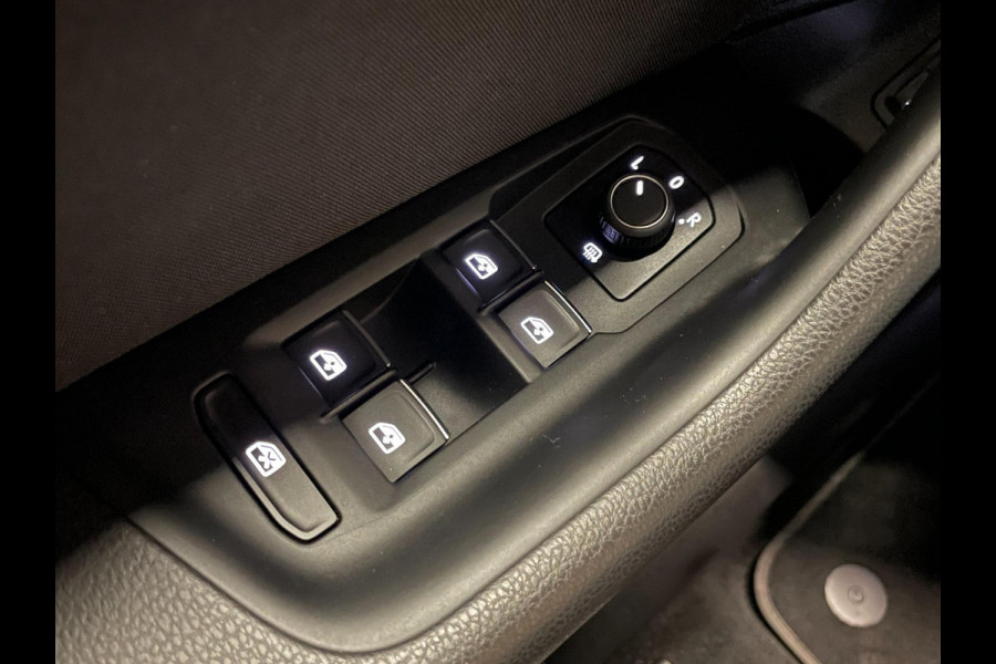 Volkswagen Passat Variant 1.4 TSI PHEV GTE Business|ACC|CARPLAY|CAMERA|CLIMATE+CRUISE|STOELVERW|ELEK.INTERIEUR|NAVIGA|LANE-ASSIST|