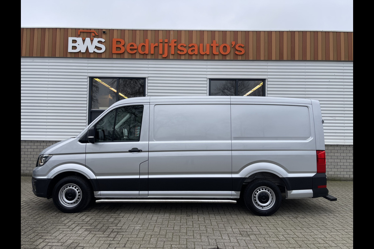 Volkswagen Crafter 30 2.0 TDI L3H2 Comfortline ( voorheen L2H1 ) / euro 6 / bpm vrij / lease vanaf € 358 / vaste prijs rijklaar € 21.950 ex btw / zilver metallic / airco / cruise / navi / pdc voor en achter
