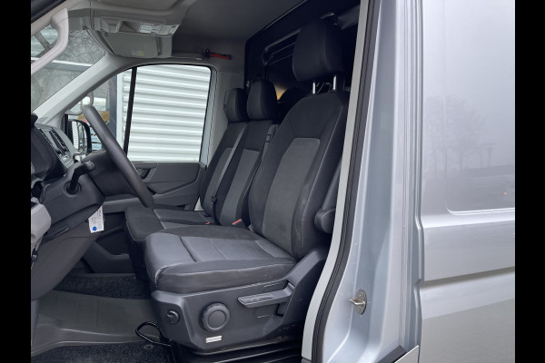 Volkswagen Crafter 30 2.0 TDI L3H2 Comfortline ( voorheen L2H1 ) / euro 6 / bpm vrij / lease vanaf € 358 / vaste prijs rijklaar € 21.950 ex btw / zilver metallic / airco / cruise / navi / pdc voor en achter