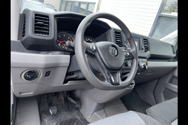 Volkswagen Crafter 30 2.0 TDI L3H2 Comfortline ( voorheen L2H1 ) / euro 6 / bpm vrij / lease vanaf € 358 / vaste prijs rijklaar € 21.950 ex btw / zilver metallic / airco / cruise / navi / pdc voor en achter