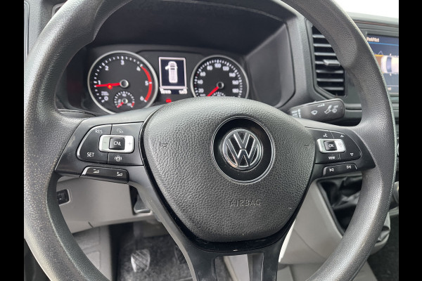 Volkswagen Crafter 30 2.0 TDI L3H2 Comfortline ( voorheen L2H1 ) / euro 6 / bpm vrij / lease vanaf € 358 / vaste prijs rijklaar € 21.950 ex btw / zilver metallic / airco / cruise / navi / pdc voor en achter