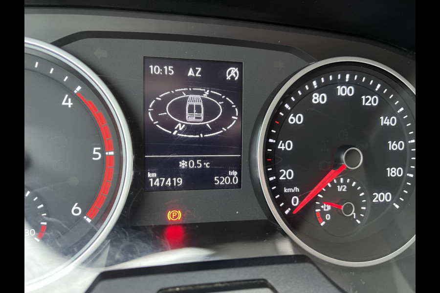 Volkswagen Crafter 30 2.0 TDI L3H2 Comfortline ( voorheen L2H1 ) / euro 6 / bpm vrij / lease vanaf € 358 / vaste prijs rijklaar € 21.950 ex btw / zilver metallic / airco / cruise / navi / pdc voor en achter