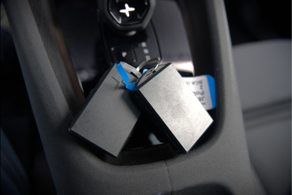 Polestar 2 Long Range Dual Motor Launch Edition 78kWh | Panoramadak | Stoelverwarming | Stuurverwarming | Harman Kardon | Memory Seat | 360 Camera | Keyless | Elektrische Trekhaak | Apple Carplay | BTW | LED |