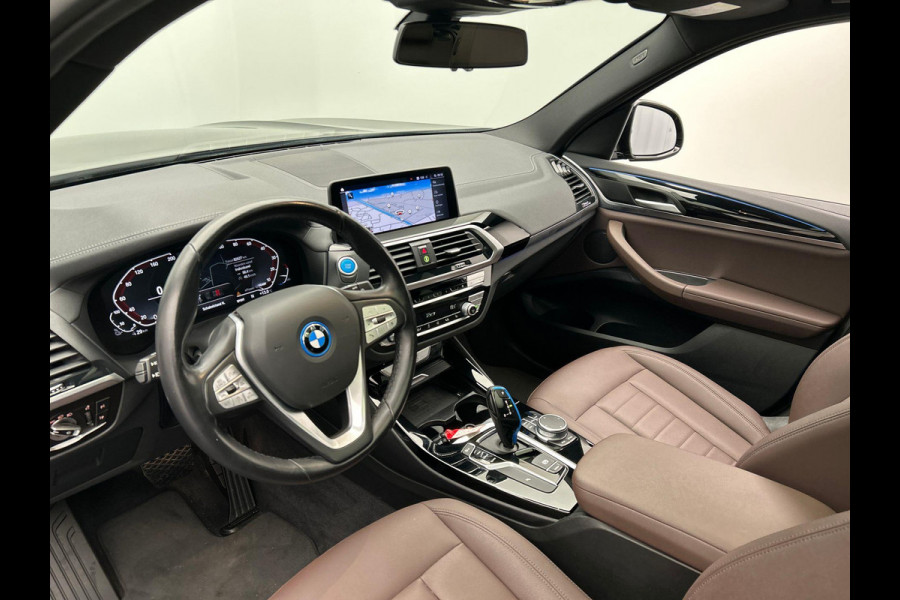 BMW iX3 Executive 80 kWh | SOH 96% | Pano/Dak | Leder | Apple/Carplay | Adaptieve/Cruise