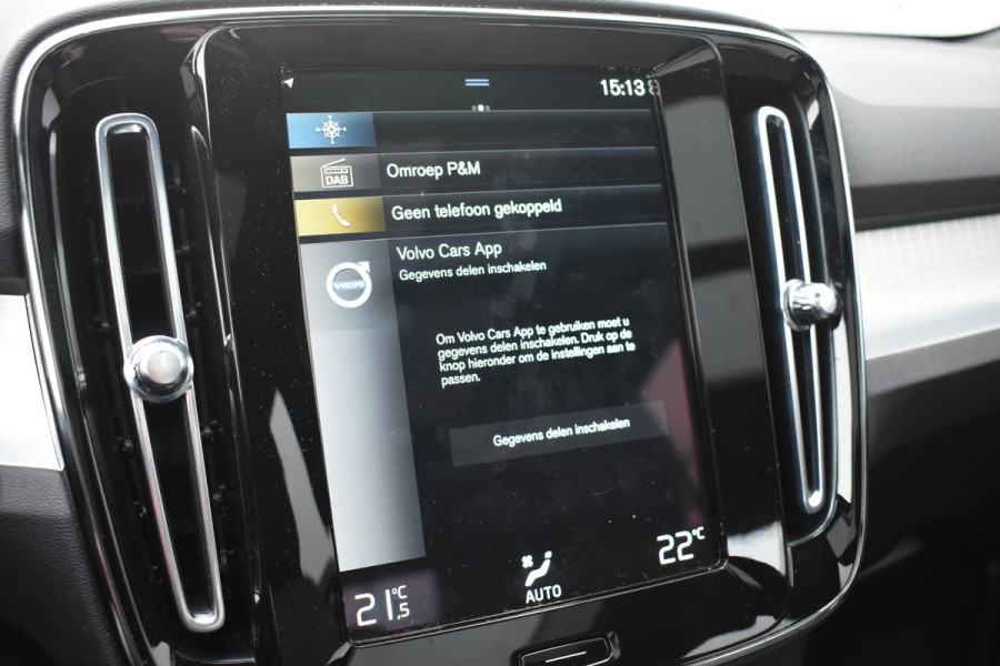 Volvo XC40 T4 211PK Automaat Recharge Inscription Expression / Navigatie / Elektrisch glazen panorama schuifdak / Cruise Control / Elektrische achterklep / Achteruitrijcamera /