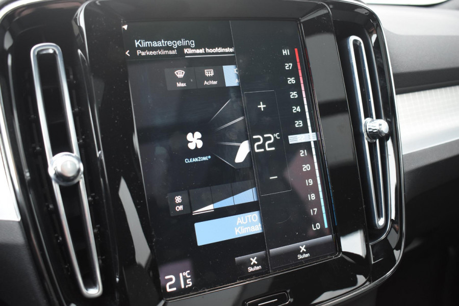 Volvo XC40 T4 211PK Automaat Recharge Inscription Expression / Navigatie / Elektrisch glazen panorama schuifdak / Cruise Control / Elektrische achterklep / Achteruitrijcamera /