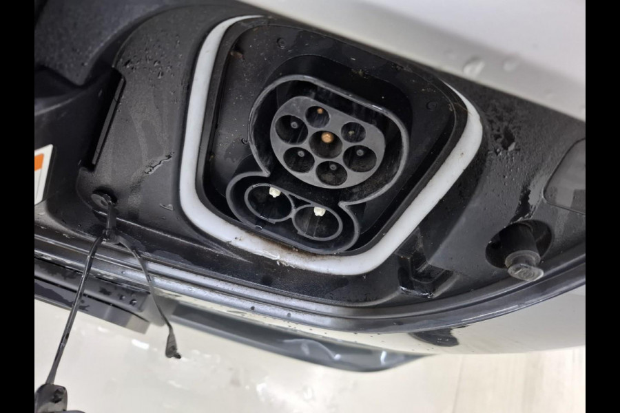 Hyundai Kona EV Limited 64 kWh Full Options | 100% SOH |