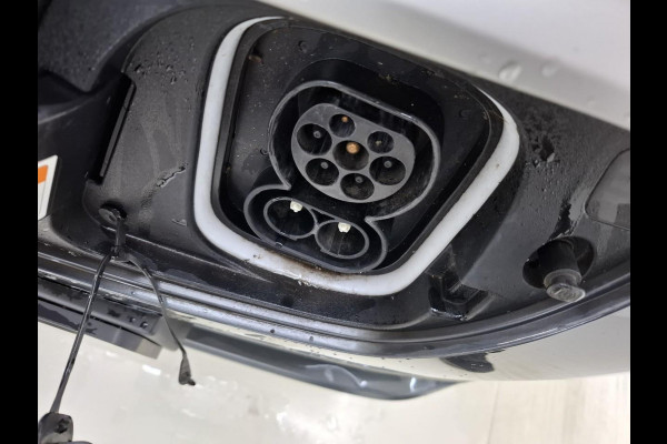 Hyundai Kona EV Limited 64 kWh Full Options | 100% SOH |