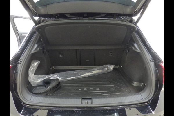 Volkswagen T-Roc 1.5 TSI Sport Business R | Full Options