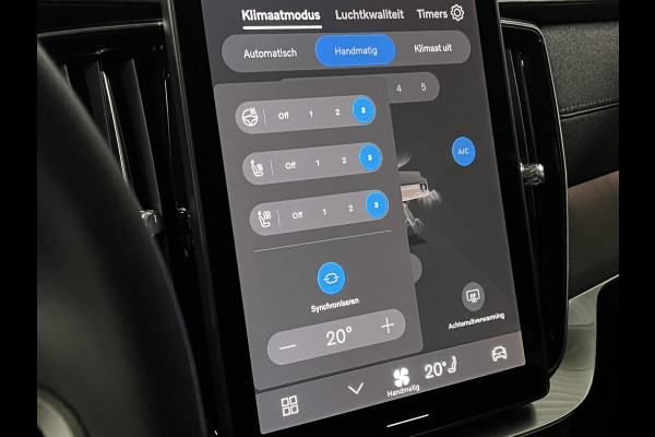 Volvo XC90 2.0 T8 Plug-in hybrid AWD Ultra Dark Luchtvering | Bowers & Wilkins | Massage | Trekhaak | Adapt. Cruise | Stoelventilatie | 22" wielen | 360 camera | Head-up