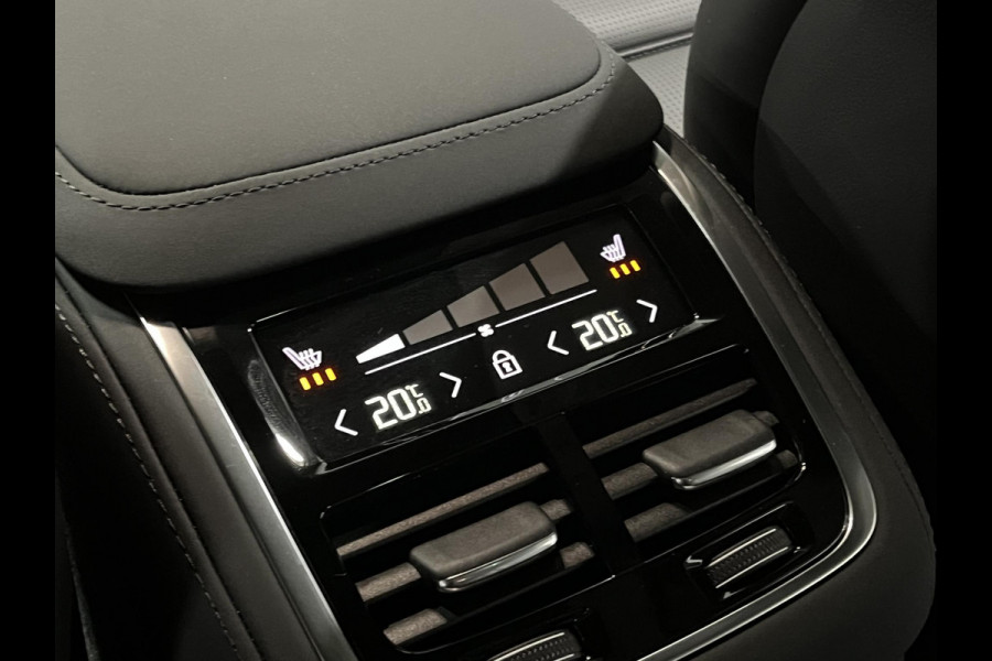 Volvo XC90 2.0 T8 Plug-in hybrid AWD Ultra Dark Luchtvering | Bowers & Wilkins | Massage | Trekhaak | Adapt. Cruise | Stoelventilatie | 22" wielen | 360 camera | Head-up