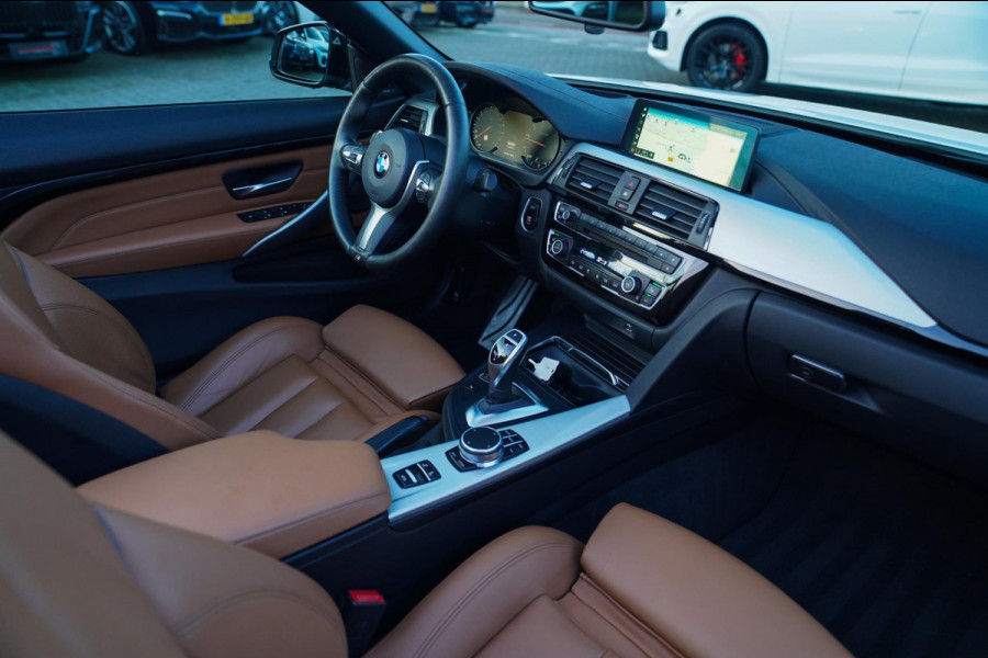 BMW 4 Serie Cabrio 440i High Executive | M-pakket | Cabrio | Nekverwarming | Harman/Kardon | Facelift iDrive LCI | Lane Assist |