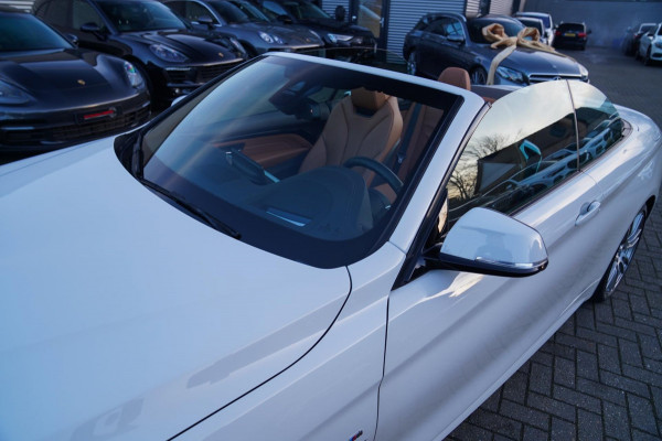 BMW 4 Serie Cabrio 440i High Executive | M-pakket | Cabrio | Nekverwarming | Harman/Kardon | Facelift iDrive LCI | Lane Assist |