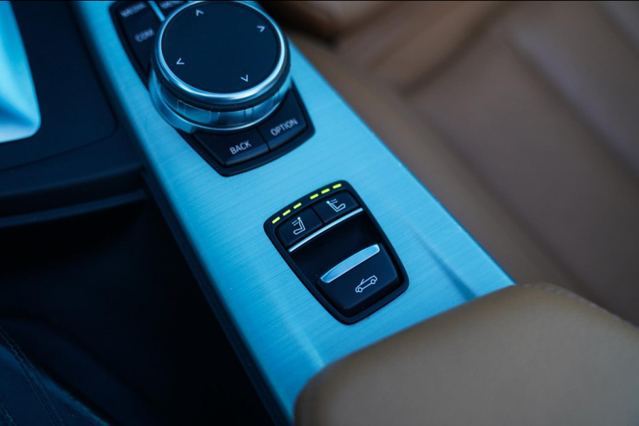 BMW 4 Serie Cabrio 440i High Executive | M-pakket | Cabrio | Nekverwarming | Harman/Kardon | Facelift iDrive LCI | Lane Assist |
