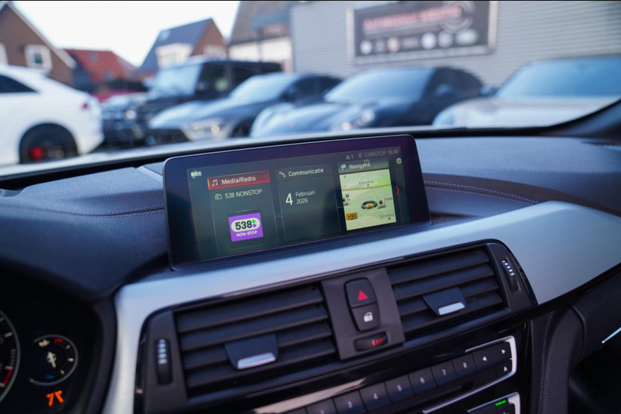 BMW 4 Serie Cabrio 440i High Executive | M-pakket | Cabrio | Nekverwarming | Harman/Kardon | Facelift iDrive LCI | Lane Assist |