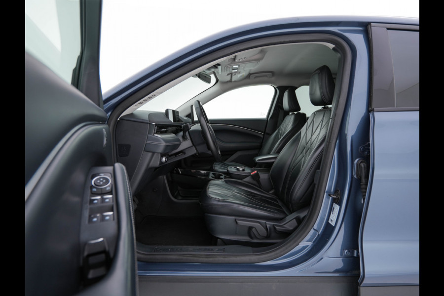 Ford Mustang Mach-E RWD 75 kWh (3-Fase-11 kW) {SOH-90%} (INCL-BTW) Aut.*LEATHER | FULL-LED | DAB | DIGI-COCKPIT | KEYLESS | NAVI-FULLMAP | CARPLAY | HEATED-COMFORTSEATS | TOPVIEW |  ADAPTIVE-CRUISE | PRIVACY-GLASS | 18'' ALU*