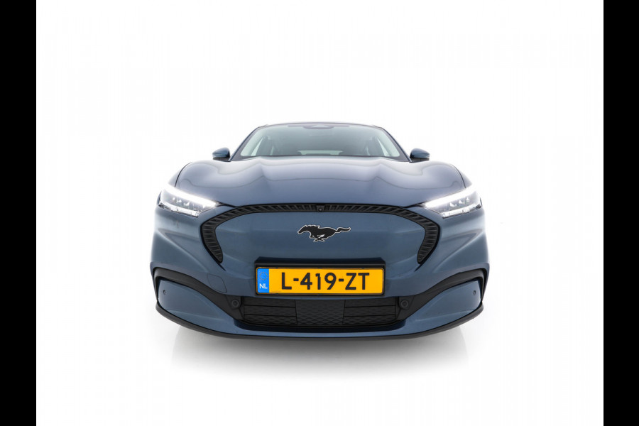 Ford Mustang Mach-E RWD 75 kWh (3-Fase-11 kW) {SOH-90%} (INCL-BTW) Aut.*LEATHER | FULL-LED | DAB | DIGI-COCKPIT | KEYLESS | NAVI-FULLMAP | CARPLAY | HEATED-COMFORTSEATS | TOPVIEW |  ADAPTIVE-CRUISE | PRIVACY-GLASS | 18'' ALU*