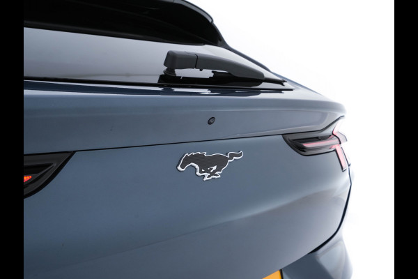 Ford Mustang Mach-E RWD 75 kWh (3-Fase-11 kW) {SOH-90%} (INCL-BTW) Aut.*LEATHER | FULL-LED | DAB | DIGI-COCKPIT | KEYLESS | NAVI-FULLMAP | CARPLAY | HEATED-COMFORTSEATS | TOPVIEW |  ADAPTIVE-CRUISE | PRIVACY-GLASS | 18'' ALU*