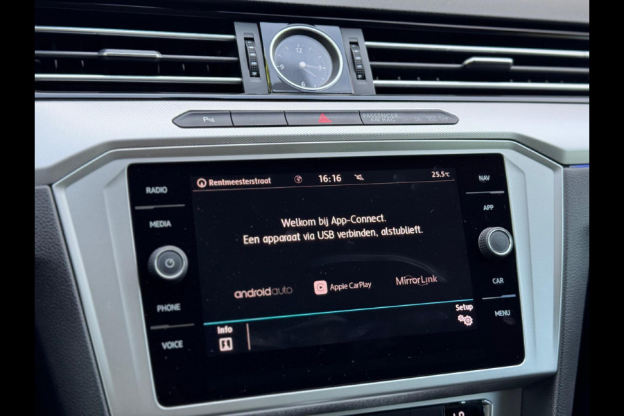 Volkswagen Passat 1.4 TSI Comfortline AppleCarPlay/Camera/Keyless