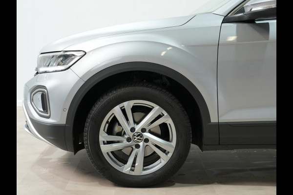 Volkswagen T-Roc 1.5 TSI 150pk DSG Life 75 Edition Navigatie via App Camera PDC Trekhaak Android/Carplay 169