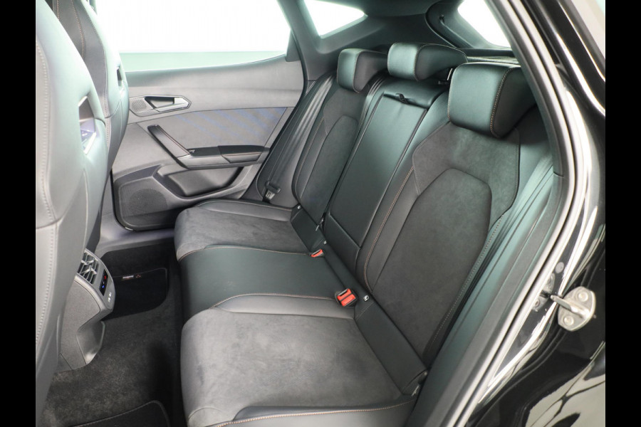 CUPRA Formentor 1.5 TSI e-Hybrid VZ Performance 272PK | 19 Inch | DCC | 360 Graden Camera | Predictive Adaptieve Cruise Control | Elektrisch verstelbare stoel |