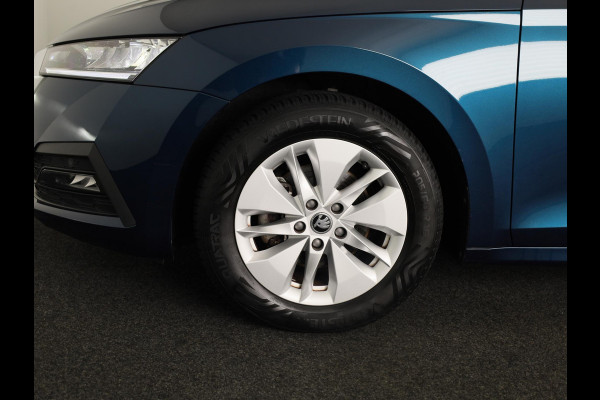 Škoda Octavia Combi 1.0 TSI Ambition 110 pk | Verlengde garantie | Navigatie | Parkeersensoren | LED koplampen |