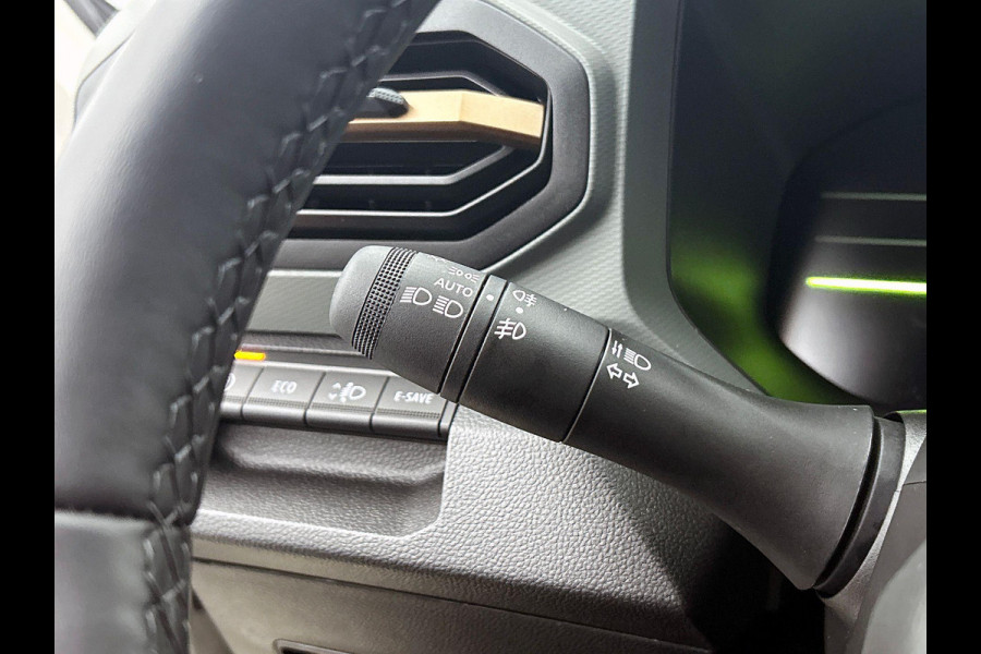 Dacia Duster 1.6 Hybrid 140 Extreme 360-CAMERA | CARPLAY | WINTER-PACK