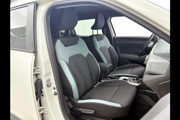 Dacia Duster 1.6 Hybrid 140 Extreme 360-CAMERA | CARPLAY | WINTER-PACK