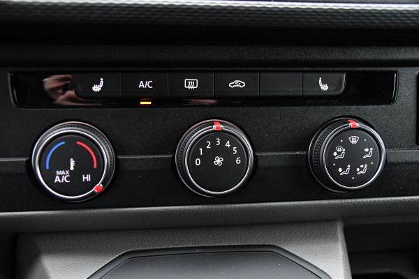 Volkswagen Transporter 2.0 TDI L2H1 30 ABT Bulli Edition Camera, Cruise, Carplay, LED, Stoelverwarming, Standkachel, Multimedia, Sensoren, Uniek!