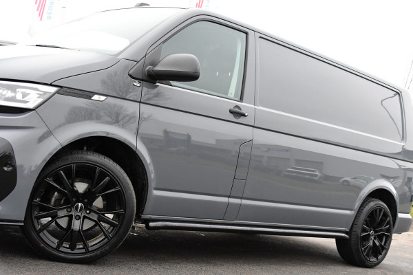 Volkswagen Transporter 2.0 TDI L2H1 30 ABT Bulli Edition Camera, Cruise, Carplay, LED, Stoelverwarming, Standkachel, Multimedia, Sensoren, Uniek!