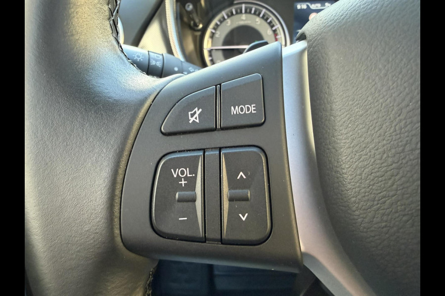 Suzuki Vitara 1.5 Hybrid Automaat Full led Panorama Camera Pdc Carplay Navi Allseason