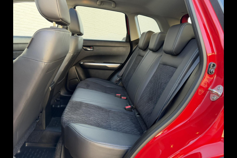 Suzuki Vitara 1.5 Hybrid Automaat Full led Panorama Camera Pdc Carplay Navi Allseason