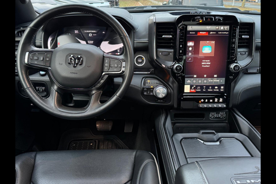 Dodge Ram 5.7 V8 HEMI 4x4 Limited Night WB Demo