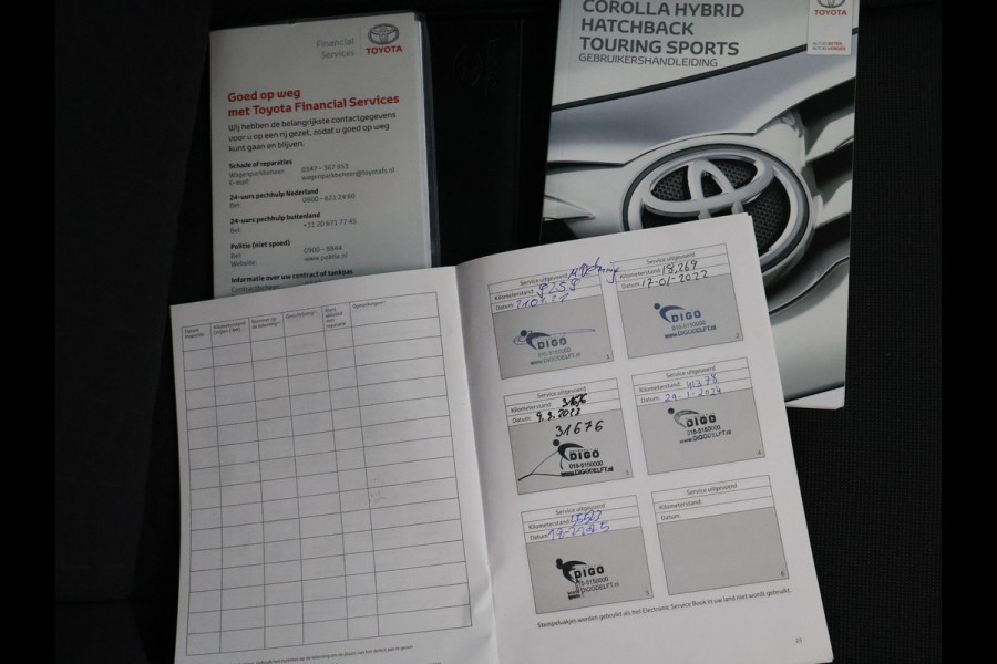 Toyota Corolla 1.8 Hybrid Dynamic Bi-Tone | 1e eigenaar | Dealer onderhouden | Apple Carplay & AndroidAUTO | Stoelverwarming |