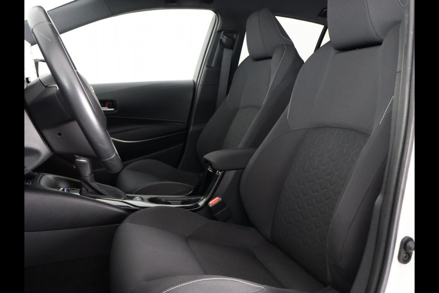 Toyota Corolla 1.8 Hybrid Dynamic Bi-Tone | 1e eigenaar | Dealer onderhouden | Apple Carplay & AndroidAUTO | Stoelverwarming |