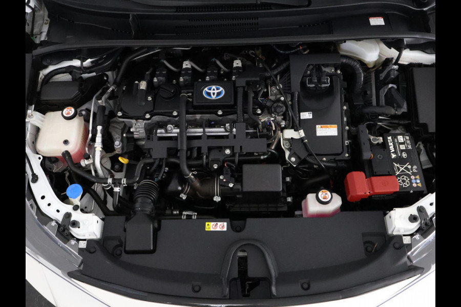 Toyota Corolla 1.8 Hybrid Dynamic Bi-Tone | 1e eigenaar | Dealer onderhouden | Apple Carplay & AndroidAUTO | Stoelverwarming |