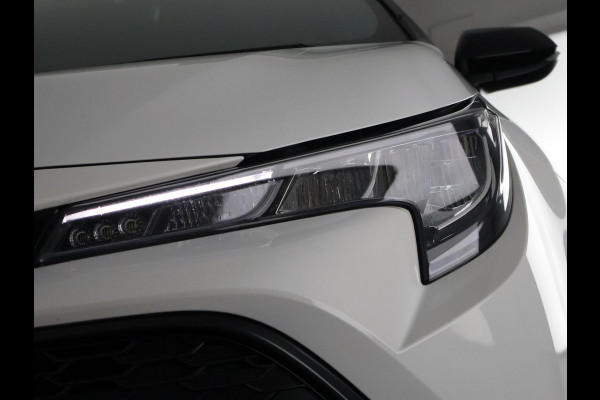 Toyota Corolla 1.8 Hybrid Dynamic Bi-Tone | 1e eigenaar | Dealer onderhouden | Apple Carplay & AndroidAUTO | Stoelverwarming |