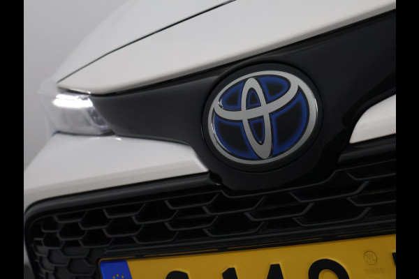 Toyota Corolla 1.8 Hybrid Dynamic Bi-Tone | 1e eigenaar | Dealer onderhouden | Apple Carplay & AndroidAUTO | Stoelverwarming |