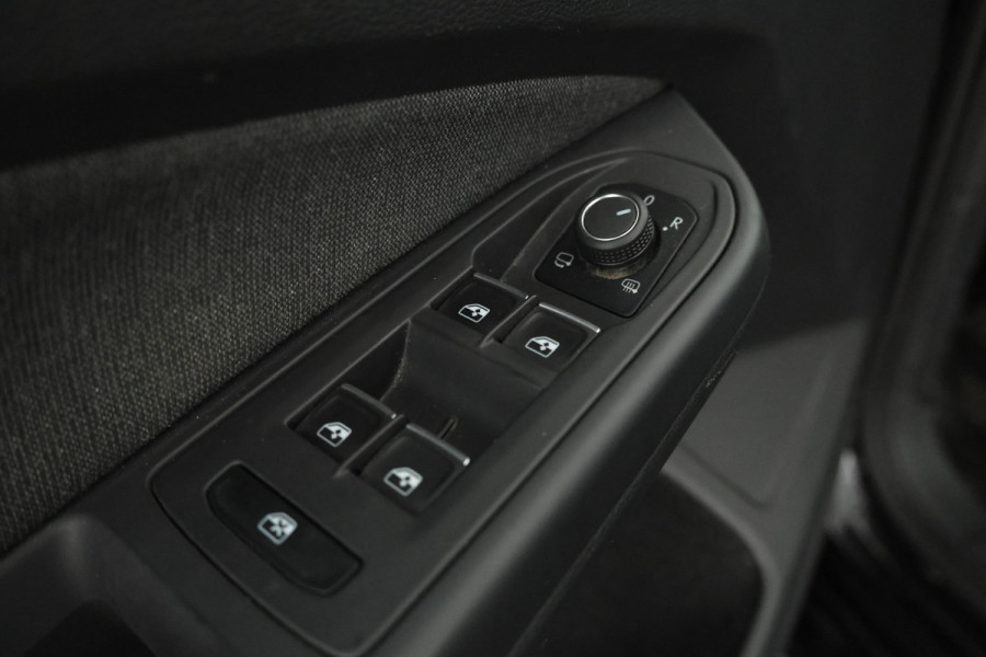 Volkswagen Golf Variant 1.0 TSI Life Apple carplay, navigatie, Climate,