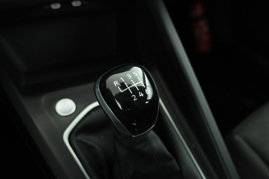 Volkswagen Golf Variant 1.0 TSI Life Apple carplay, navigatie, Climate,