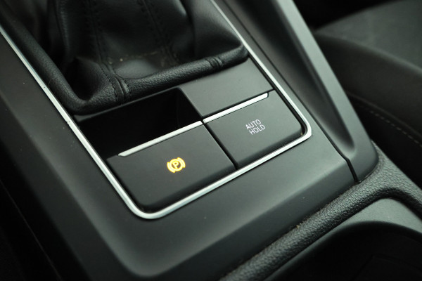 Volkswagen Golf Variant 1.0 TSI Life Apple carplay, navigatie, Climate,