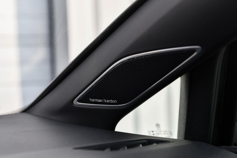 Volkswagen Golf 2.0 GTD. Pano, Leder, Koeling, Memory, HUD, Camera, H/K, Dodeh, ACC, Stuurvw, IQ Light, CarPlay!