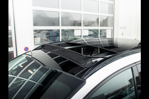 Kia Sportage 1.6 T-GDi Plug-in Hybrid AWD DynamicPlusLine | Direct leverbaar! | Panodak | Climate \ Stoel & Stuur verwarming | 19" velgen