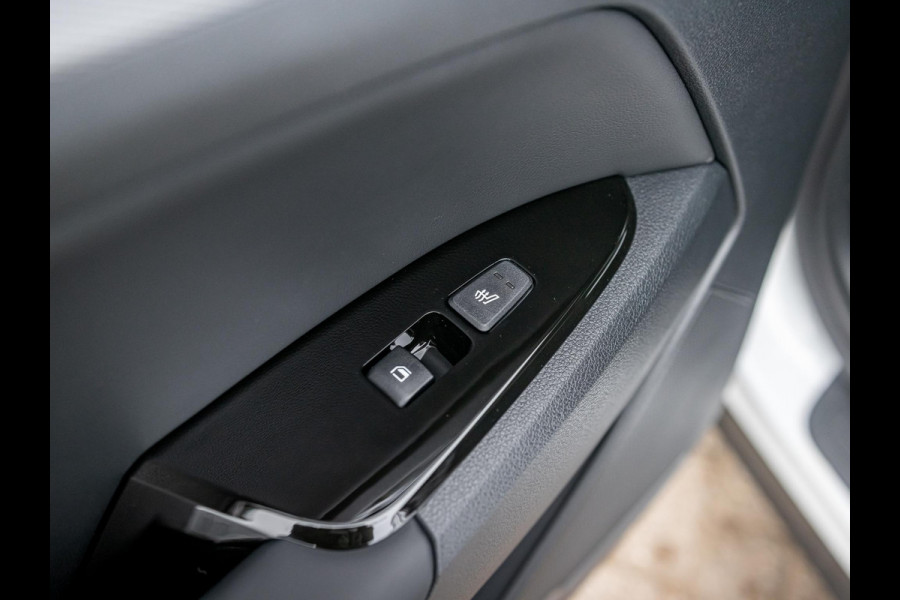 Kia Sportage 1.6 T-GDi Plug-in Hybrid AWD DynamicPlusLine | Direct leverbaar! | Panodak | Climate \ Stoel & Stuur verwarming | 19" velgen