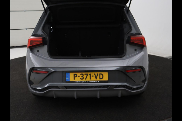 CUPRA Born Adrenaline One 62 kWh | Stoelverwarming | 19'' | Sfeerverlichting | Adaptive cruise | Carplay | Navigatie | Full LED | Camera | Stuurverwarming