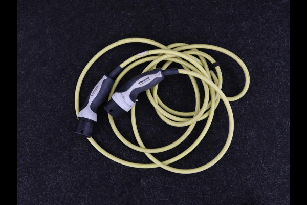 CUPRA Born Adrenaline One 62 kWh | Stoelverwarming | 19'' | Sfeerverlichting | Adaptive cruise | Carplay | Navigatie | Full LED | Camera | Stuurverwarming